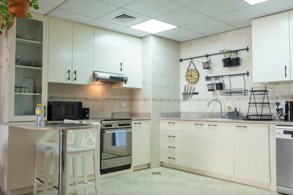 Cozy 1-bedroom For 5 In Motor City! * Дубай