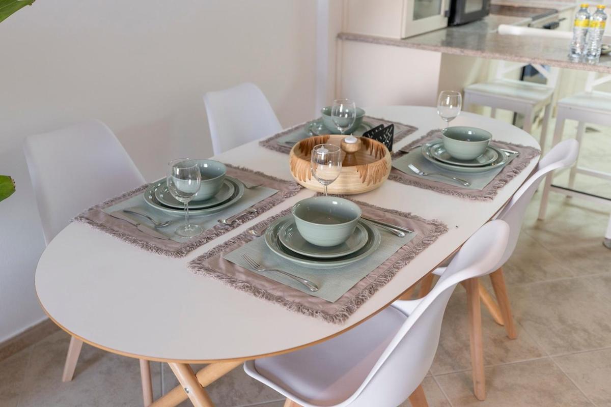 Cozy 1-bedroom For 5 In Motor City! Апартаменты Дубай